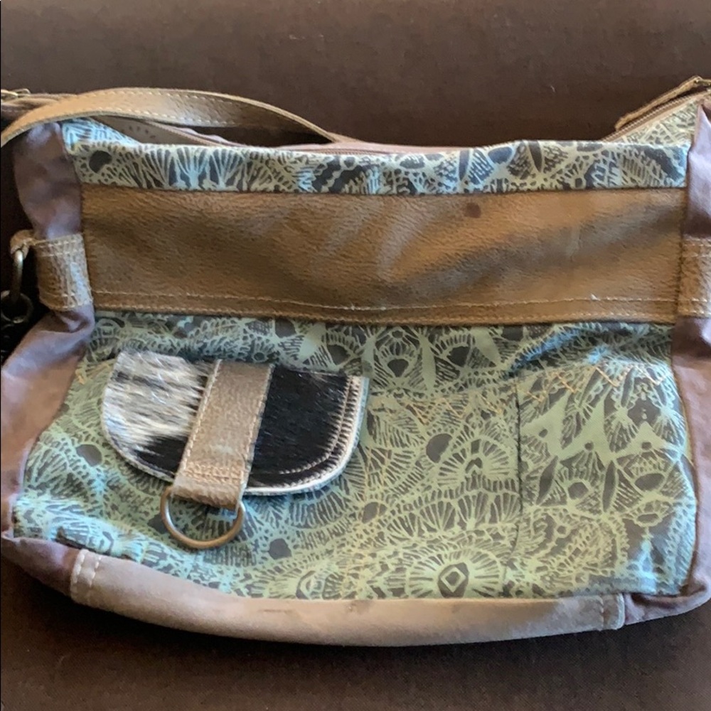 Cross bag